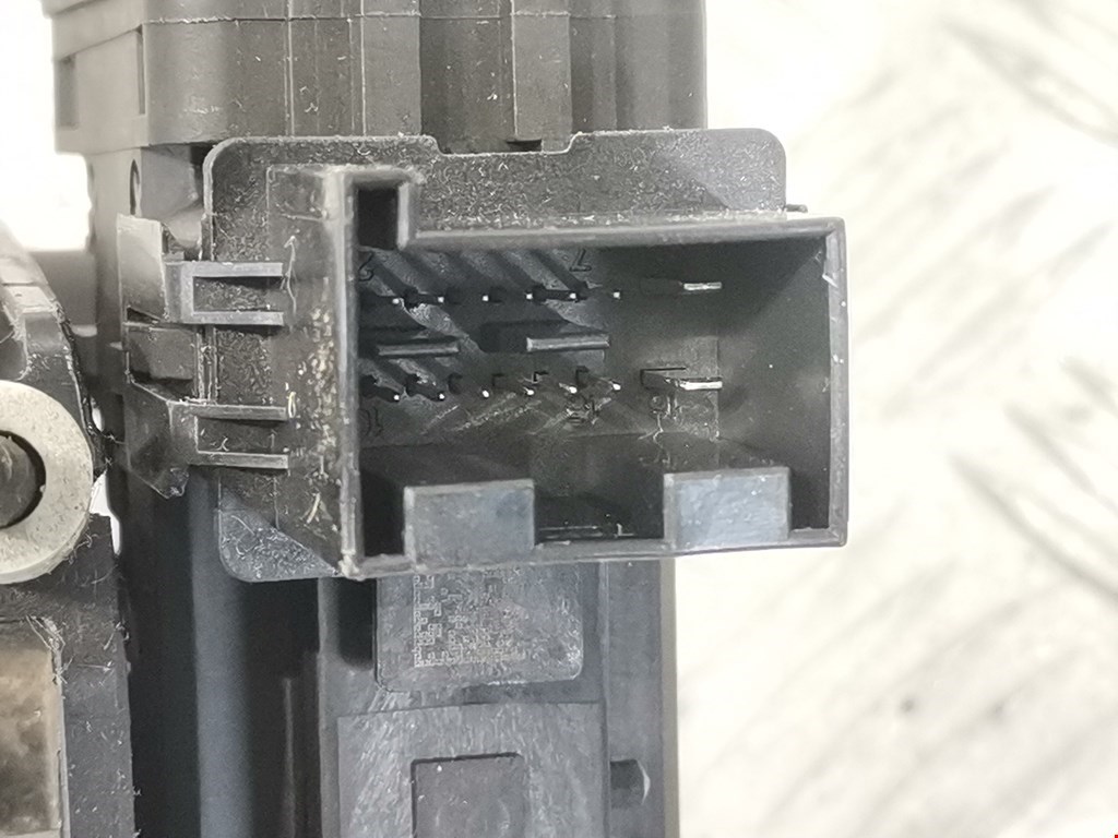 Стеклоподъемник задний правый VOLKSWAGEN Jetta VI 2011-2017