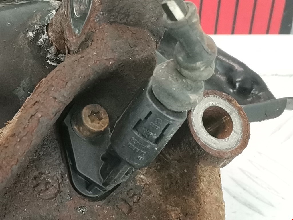 Ступица задняя левая VOLKSWAGEN Jetta VI 2011-2017