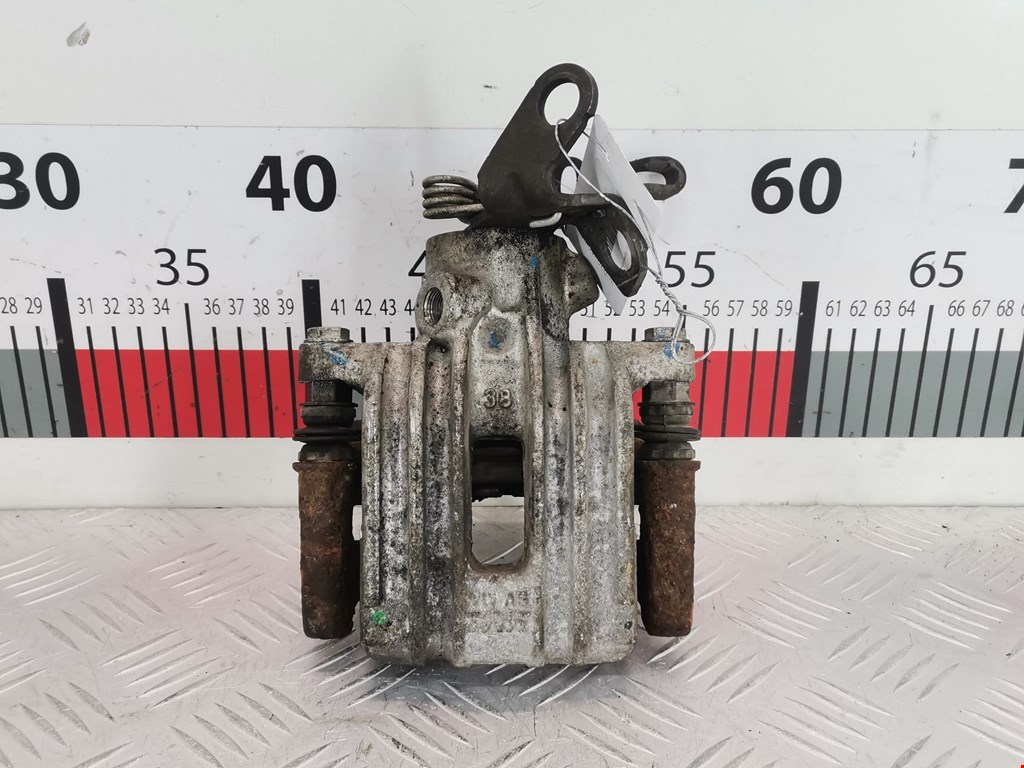 Суппорт задний левый VOLKSWAGEN Jetta VI 2011-2017