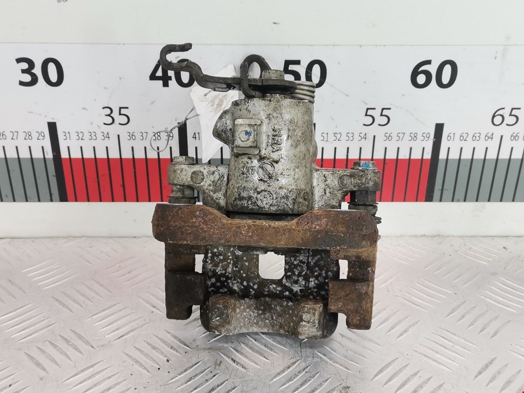 Суппорт задний левый VOLKSWAGEN Jetta VI 2011-2017