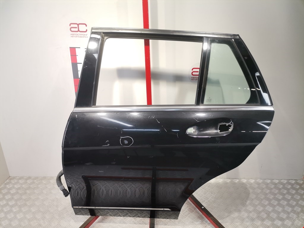 Дверь задняя левая MERCEDES-BENZ C-Class C-klasse W204 2007-2015