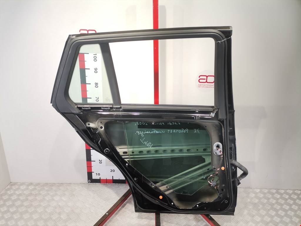 Дверь задняя левая MERCEDES-BENZ C-Class C-klasse W204 2007-2015