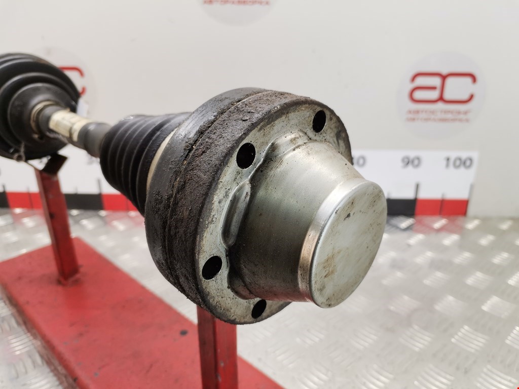 Полуось (привод, приводной вал) передняя левая VOLKSWAGEN Touareg 2002-2010