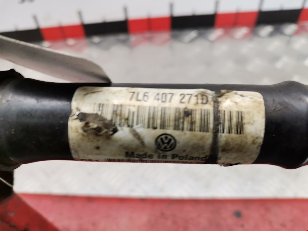 Полуось (привод, приводной вал) передняя левая VOLKSWAGEN Touareg 2002-2010