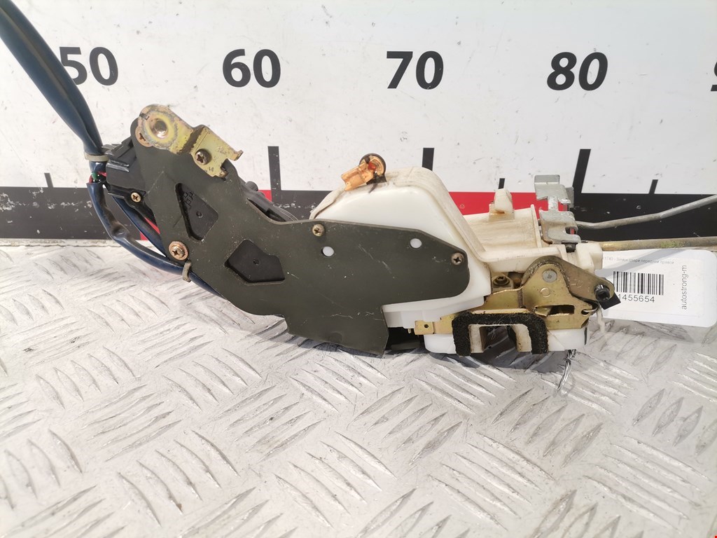 Замок двери передней правой SUZUKI Liana 2001-2008