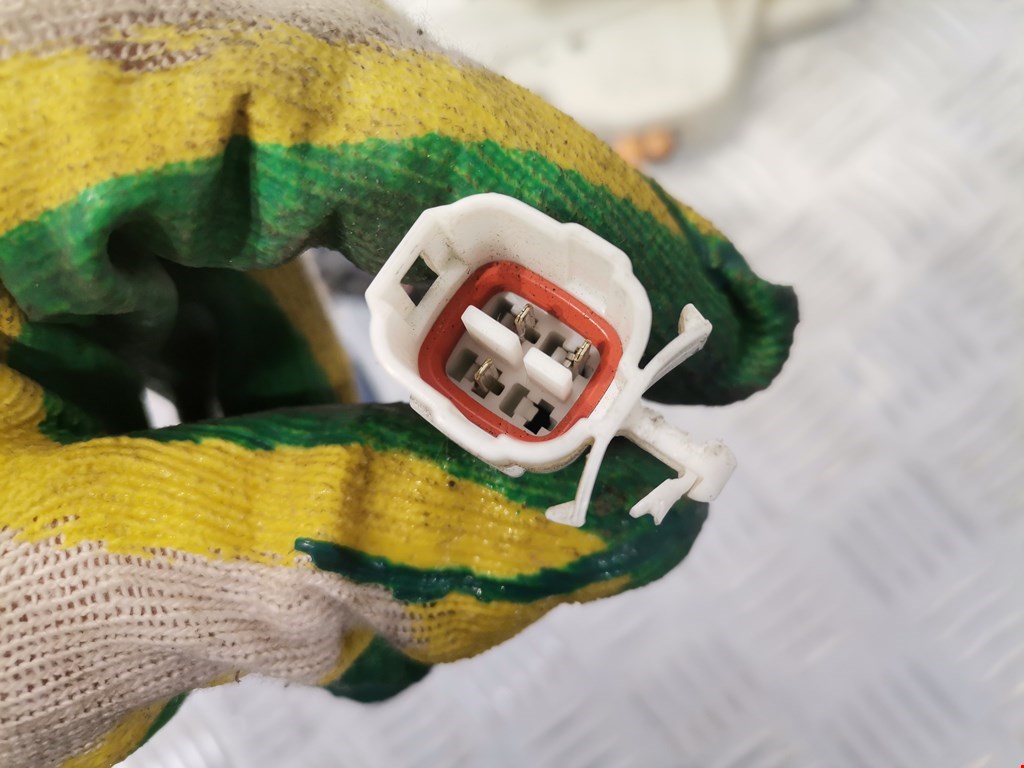 Замок двери передней правой SUZUKI Liana 2001-2008