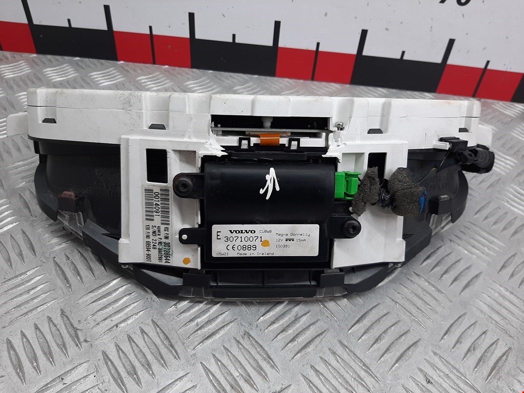 Панель приборов (щиток) VOLVO S40 II 2003-2012