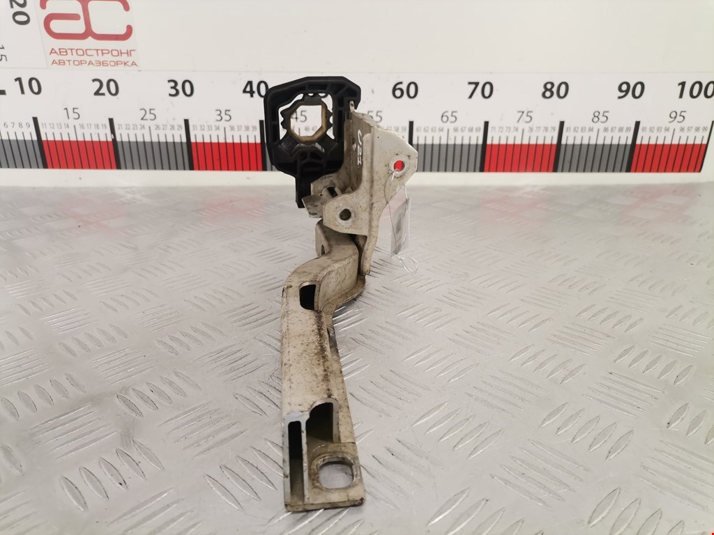 Кронштейн (крепление) радиатора BMW 5er 5 серия F10/F11/F07 2009-2017