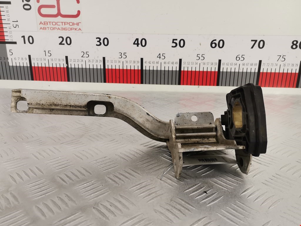 Кронштейн (крепление) радиатора BMW 5er 5 серия F10/F11/F07 2009-2017