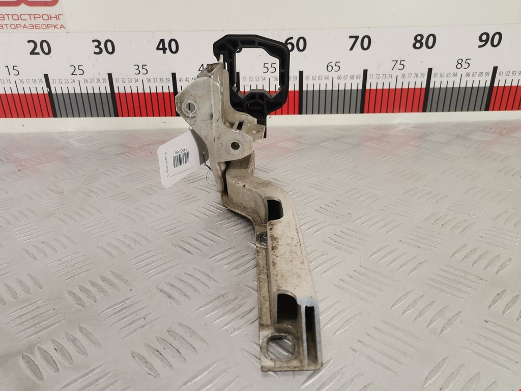 Кронштейн (крепление) радиатора BMW 5er 5 серия F10/F11/F07 2009-2017