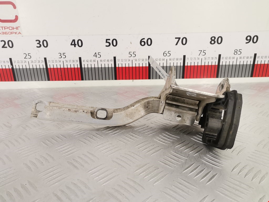 Кронштейн (крепление) радиатора BMW 5er 5 серия F10/F11/F07 2009-2017