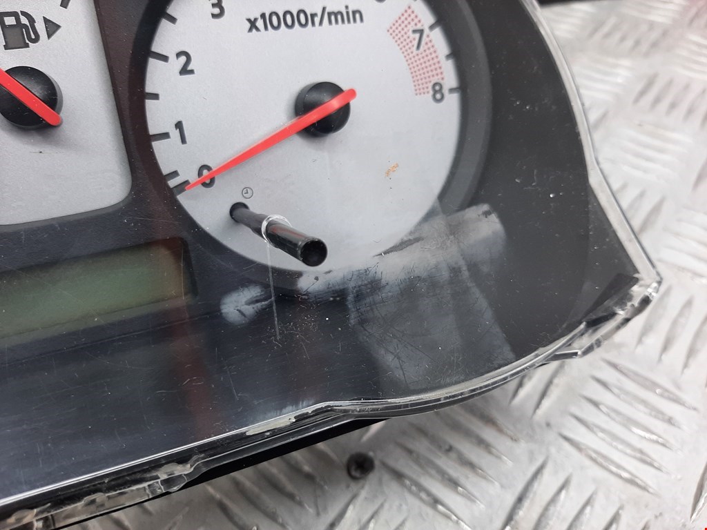 Панель приборов (щиток) NISSAN Note E11 2005-2014