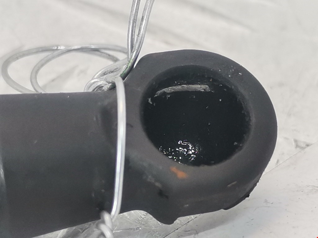 Амортизатор крышки (двери) багажника BMW X5 E70 2007-2013