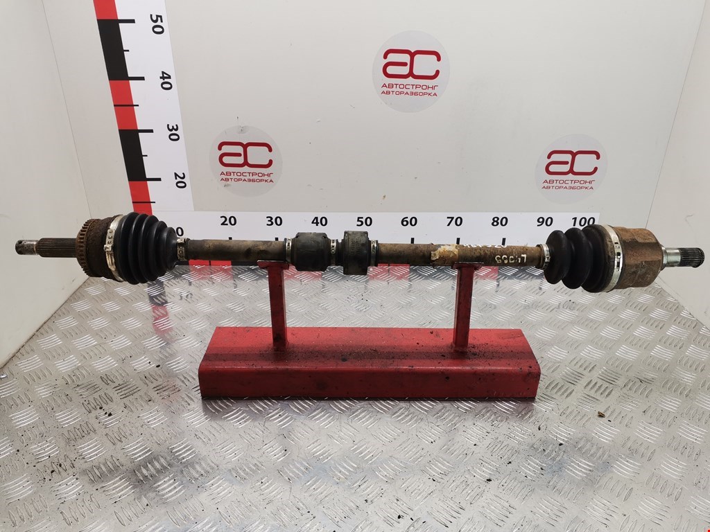 Полуось передняя правая (приводной вал шрус) Hyundai i30 1 (2007-2012)