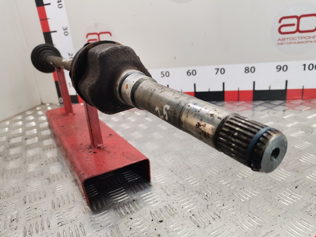 Полуось (привод, приводной вал) передняя правая CHRYSLER Voyager IV RG 2001-2007