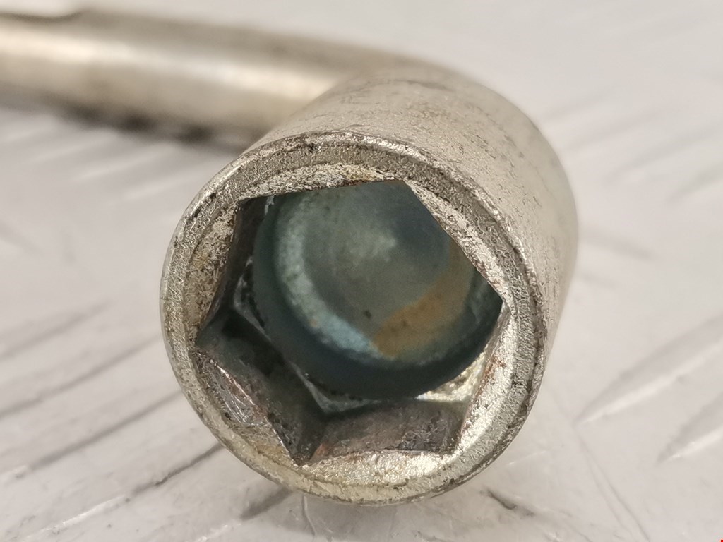 Ключ балонный SUBARU Outback 2003-2009