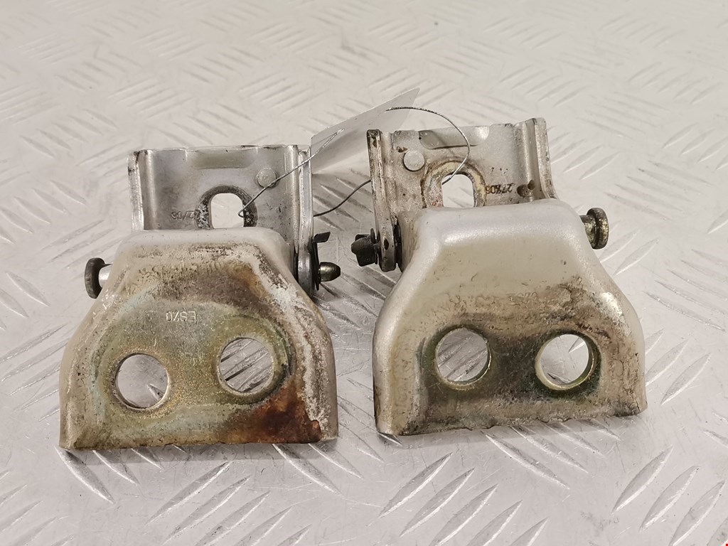 Петля двери передней правой Citroen C4 1 (2004-2011)