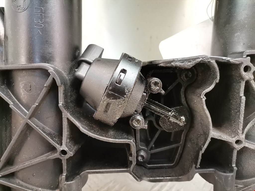 Коллектор впускной LAND ROVER Range Rover 2002-2012