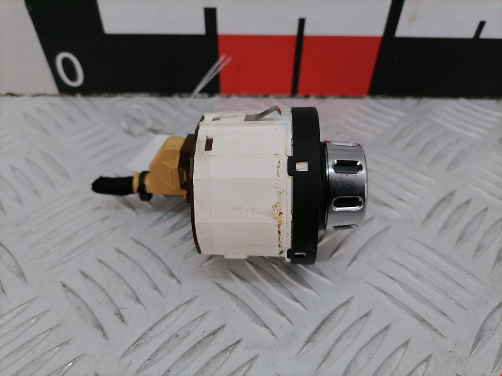 Кнопка переключения режимов подвески VOLKSWAGEN Touareg 2010-2018