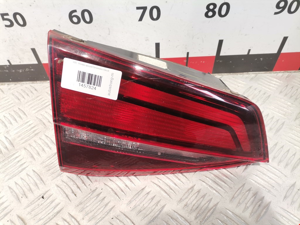 Фонарь крышки багажника левый Volkswagen Jetta 6 (2010-2018)