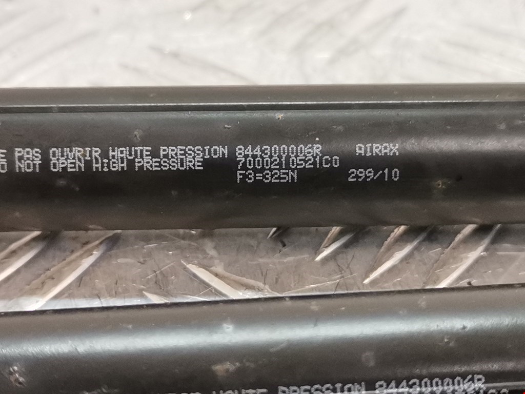 Амортизатор крышки (двери) багажника RENAULT Laguna 2007-2015