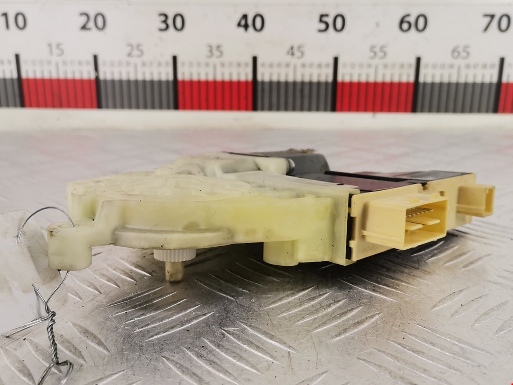 Моторчик (двигатель) стеклоподъемника CITROEN C4 I 2004-2014