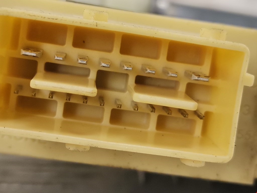 Моторчик (двигатель) стеклоподъемника CITROEN C4 I 2004-2014