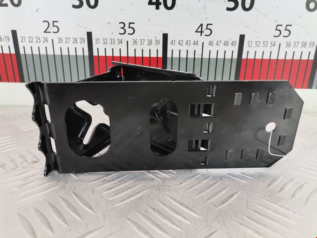 Упор противооткатный AUDI Q7 I 2006-2015