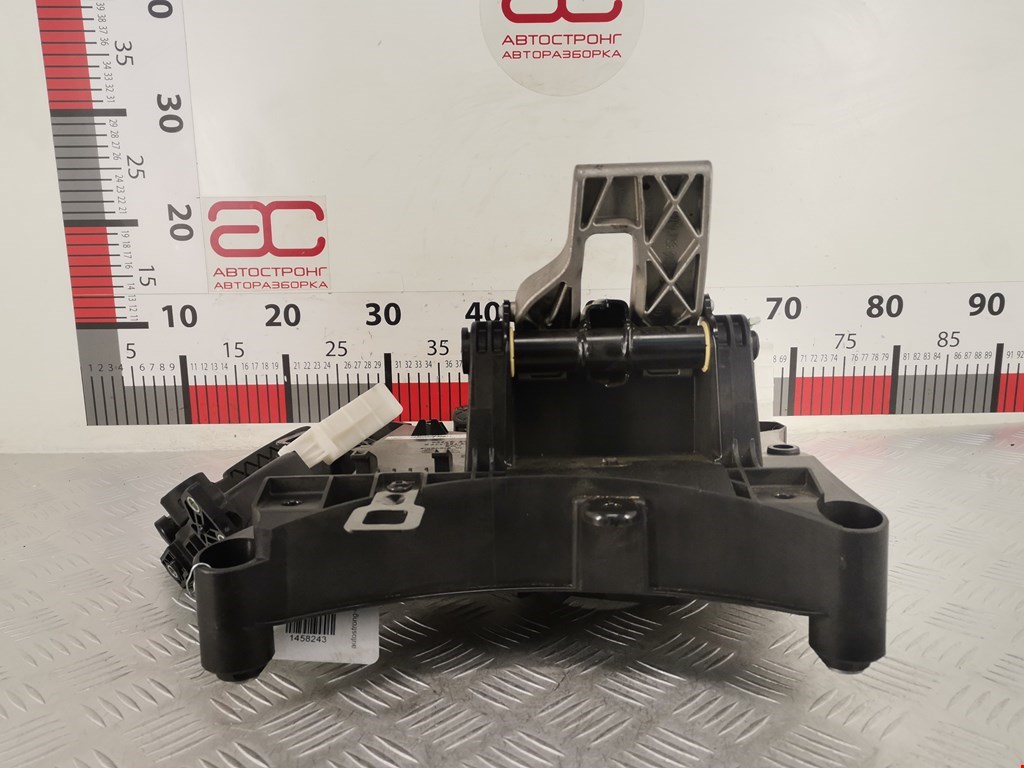 Блок педалей (педальный узел) VOLKSWAGEN Touareg 2010-2018