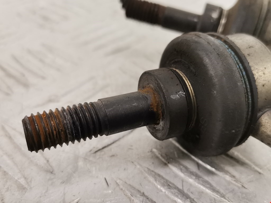 Стойка переднего стабилизатора VOLKSWAGEN Jetta VI 2011-2017