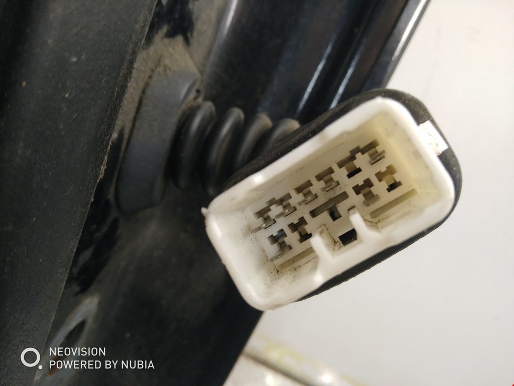 Дверь задняя левая DODGE Charger LX 2005-2010