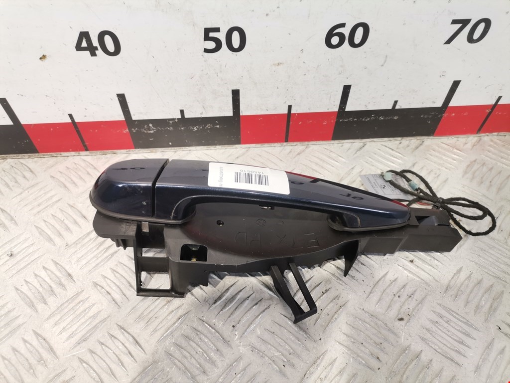 Ручка двери задней наружная левая BMW X5 E70 2007-2013