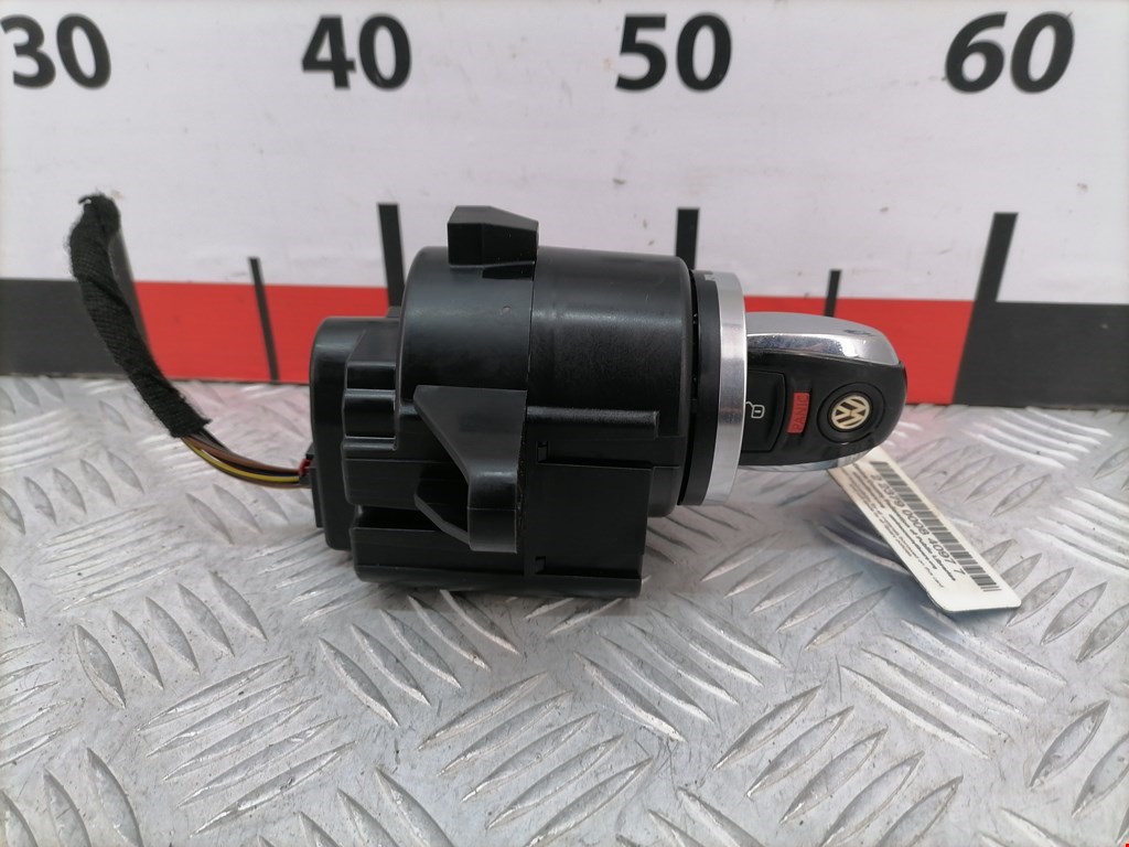 Замок зажигания VOLKSWAGEN Touareg 2010-2018