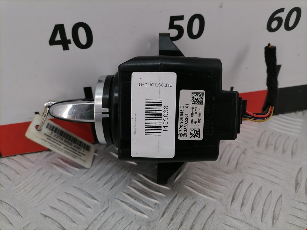 Замок зажигания VOLKSWAGEN Touareg 2010-2018