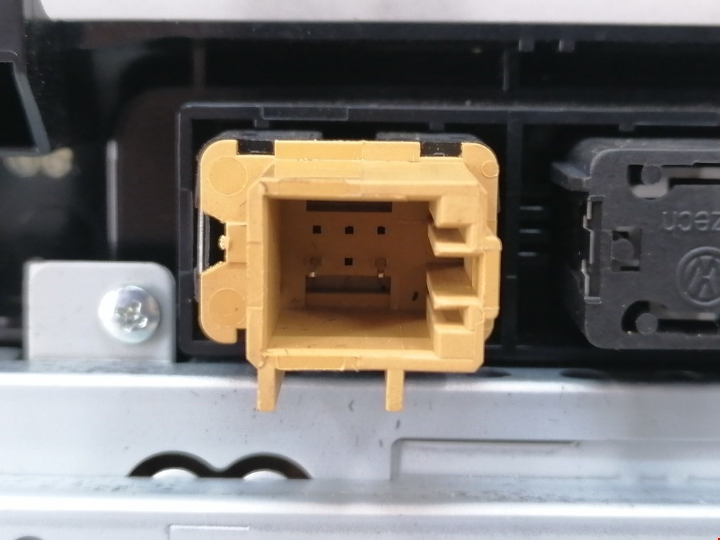 Магнитола VOLKSWAGEN Touareg 2010-2018