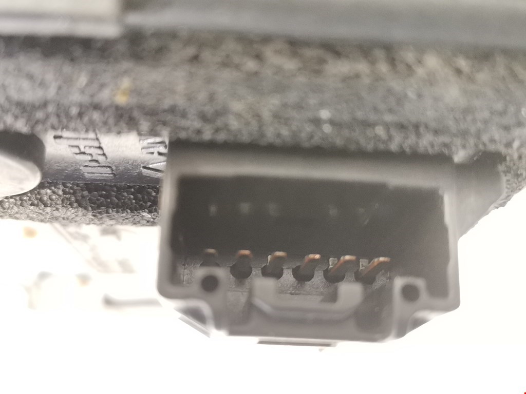 Замок двери передней левой MAZDA Mazda 2 DY 2003-2007