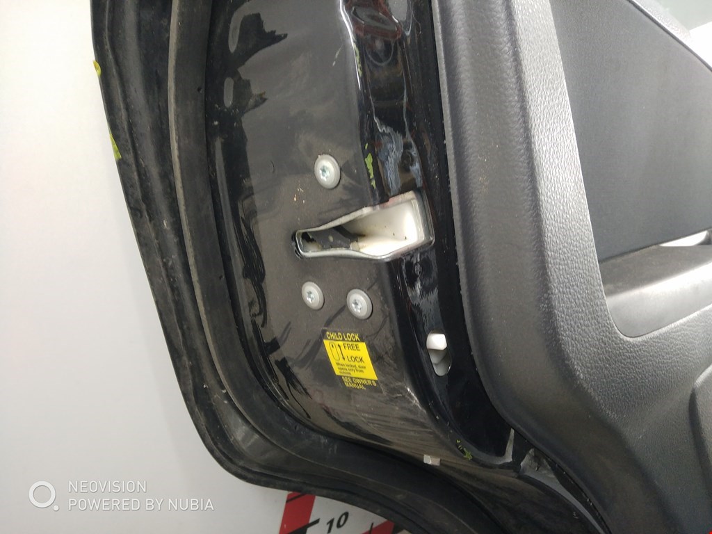 Дверь задняя левая FIAT Sedici 2005-2014