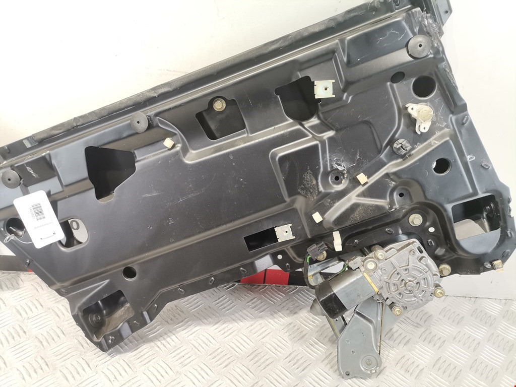 Стеклоподъемник задний левый AUDI 100 C4 1991-1994