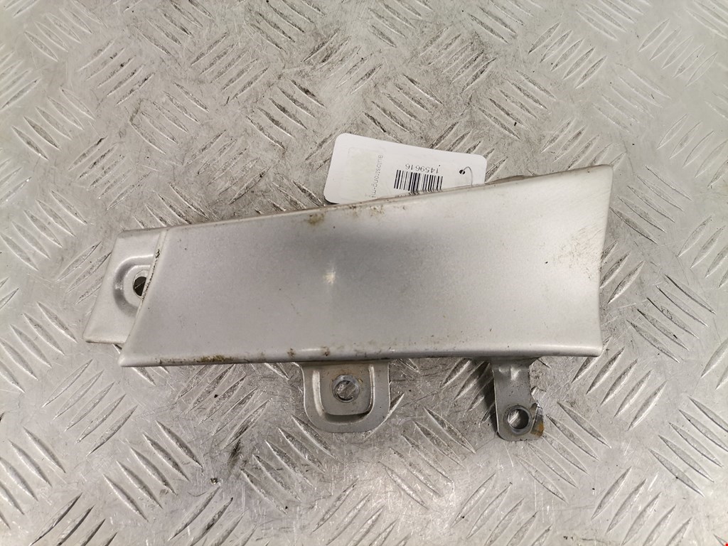 Накладка (планка) под фонарь правая Opel Antara (L07) (2006-2017)