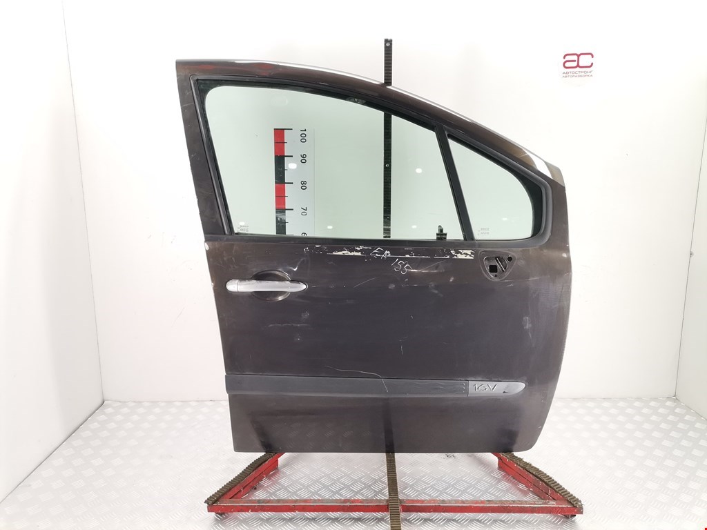 Дверь передняя правая Renault Modus (2004-2012)