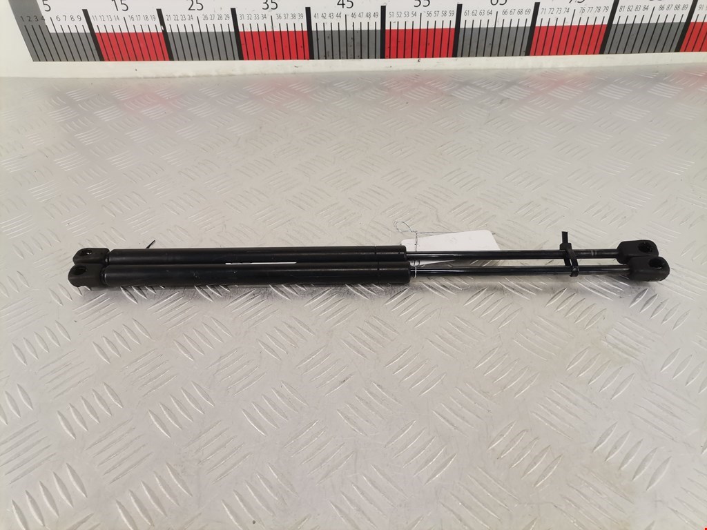 Амортизатор капота левый=правый MERCEDES-BENZ CLK-Class W208 1997-2002