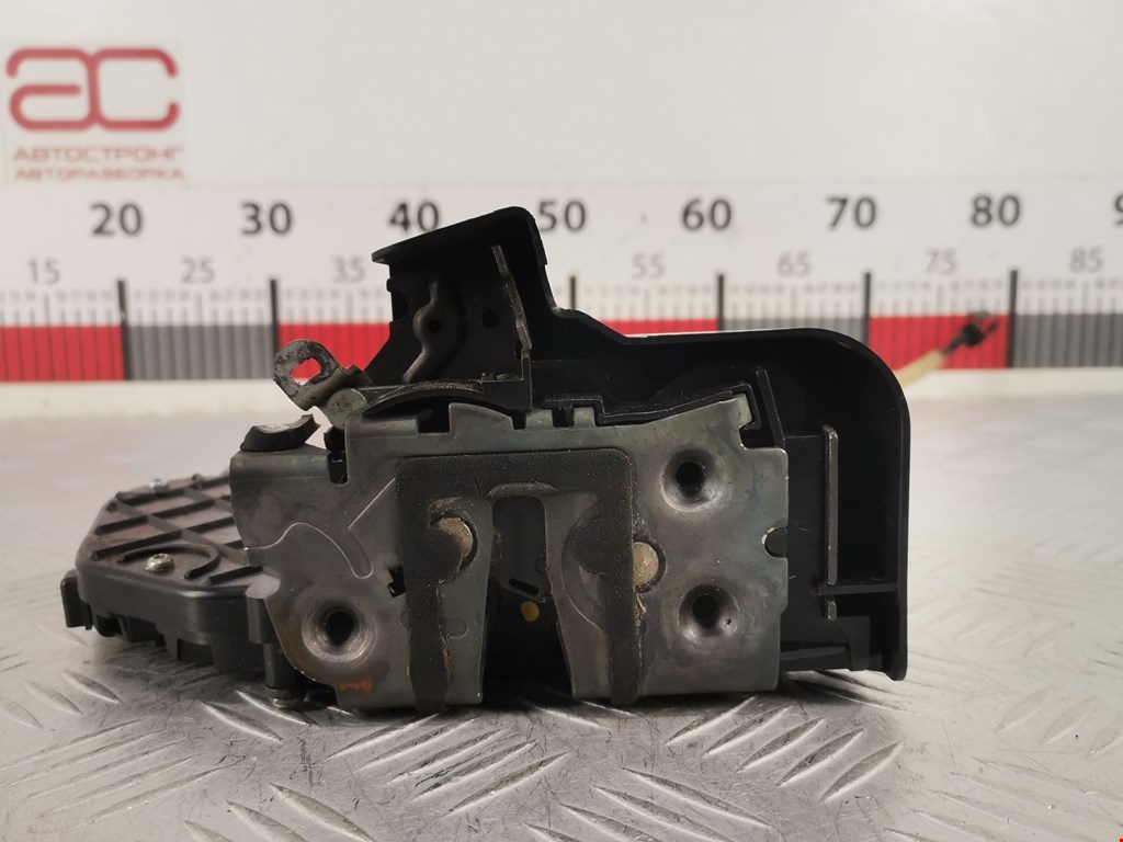 Замок двери задней левой FORD Focus II 2005-2011