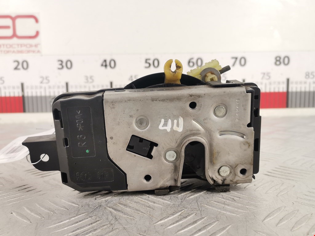 Замок двери передней правой OPEL Astra H/Family 2004-2015