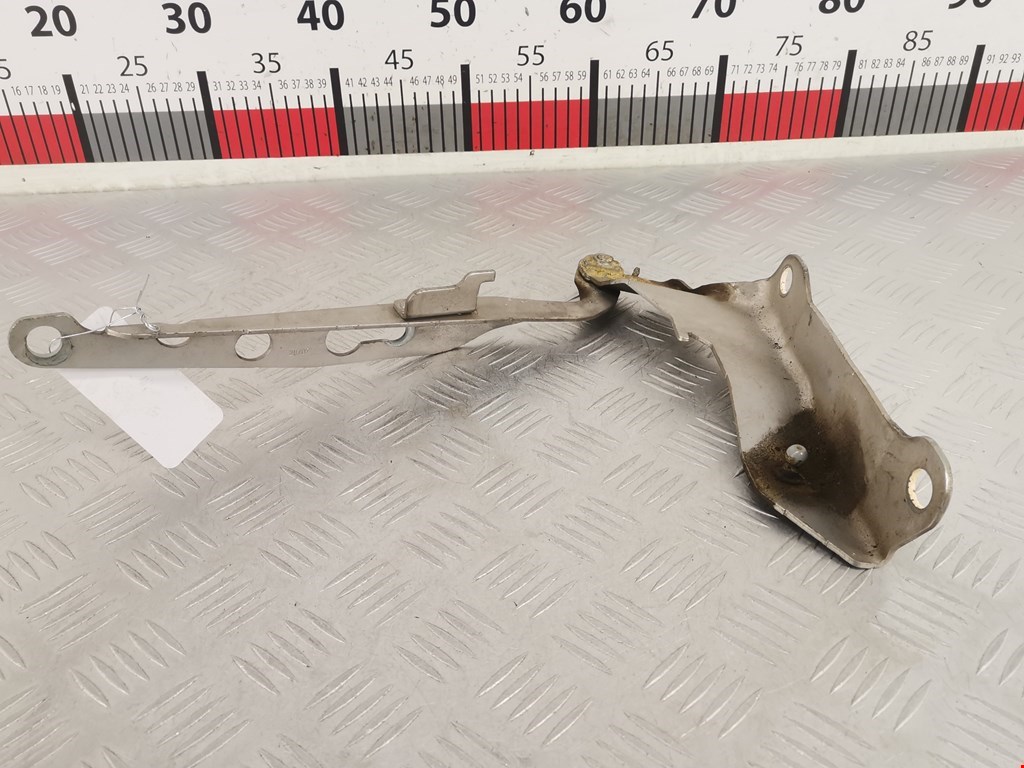 Петля капота левая/правая VOLVO XC90 2002-2014