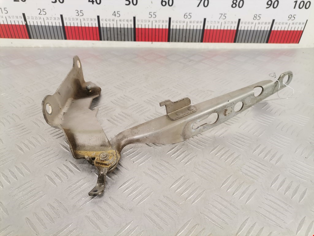 Петля капота левая/правая VOLVO XC90 2002-2014