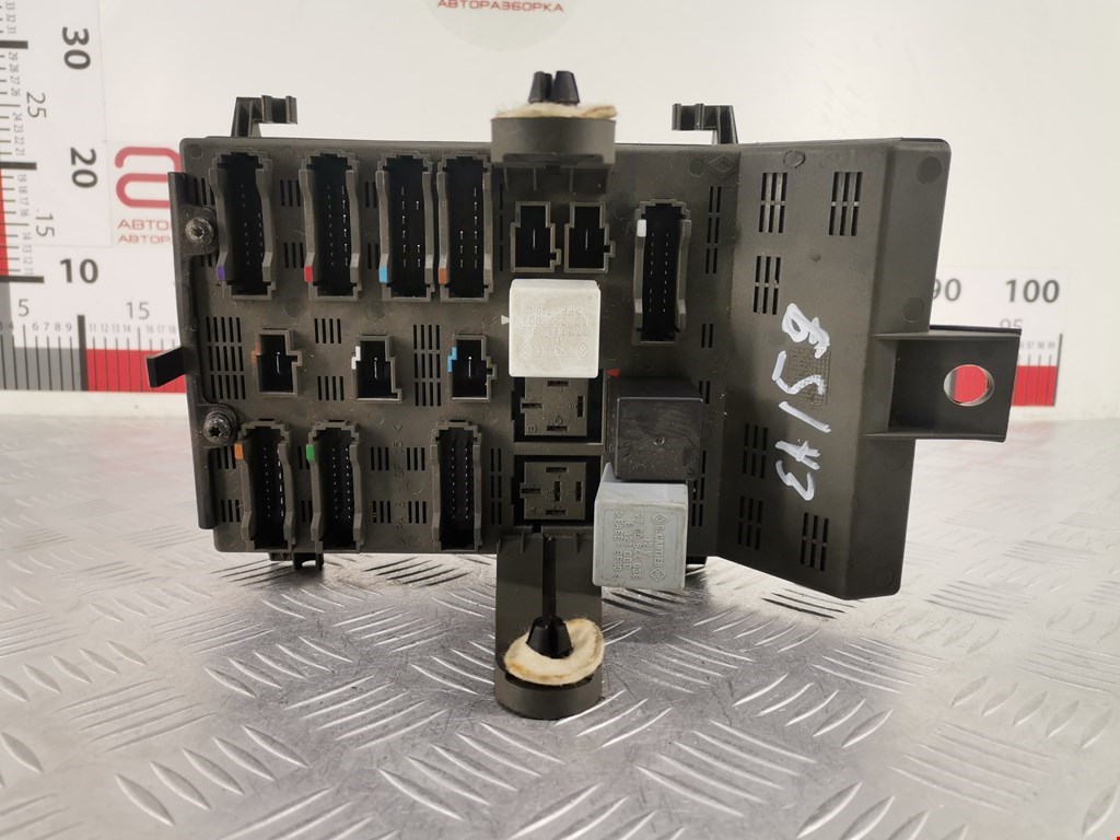 Датчик уровня в бачок омывателя RENAULT Laguna 1993-2000