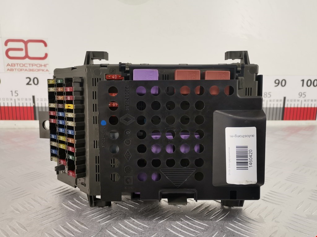 Датчик уровня в бачок омывателя RENAULT Laguna 1993-2000