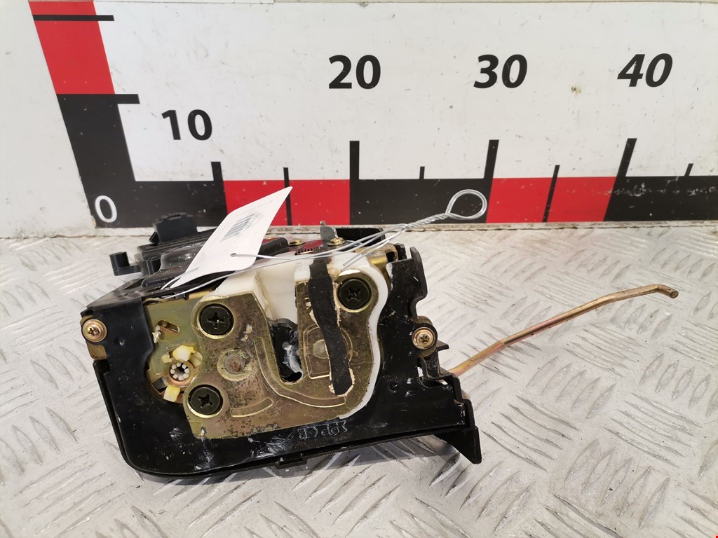 Замок двери передней правой MAZDA Mazda 2 DY 2003-2007