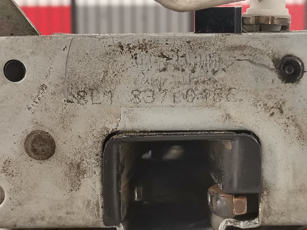 Замок двери передней правой AUDI A3 8L 1996-2003