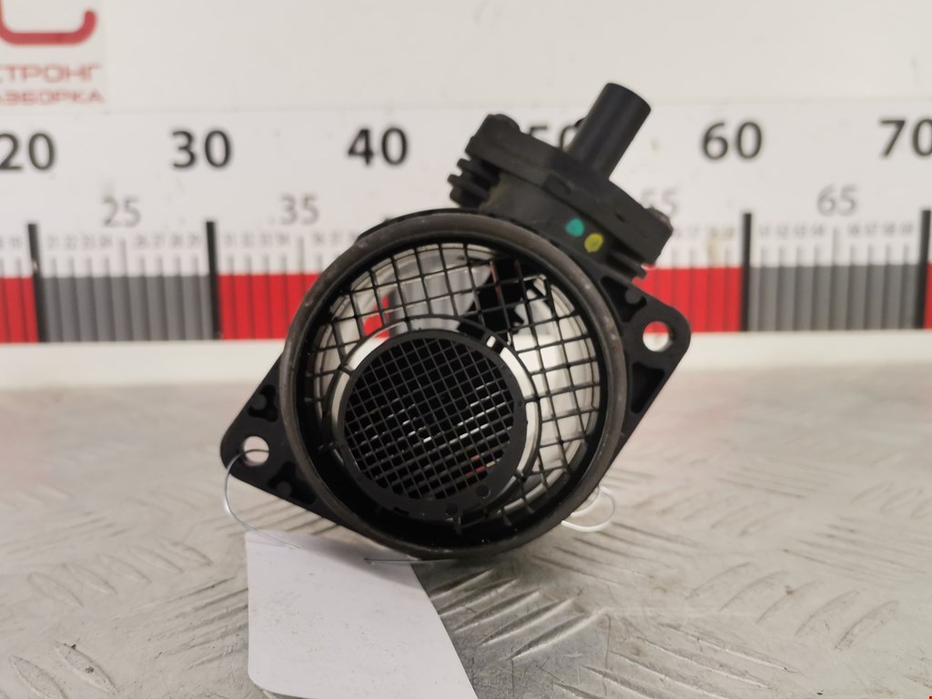 Расходомер воздуха (массметр, датчик ДМРВ) VOLKSWAGEN Golf IV 1997-2003